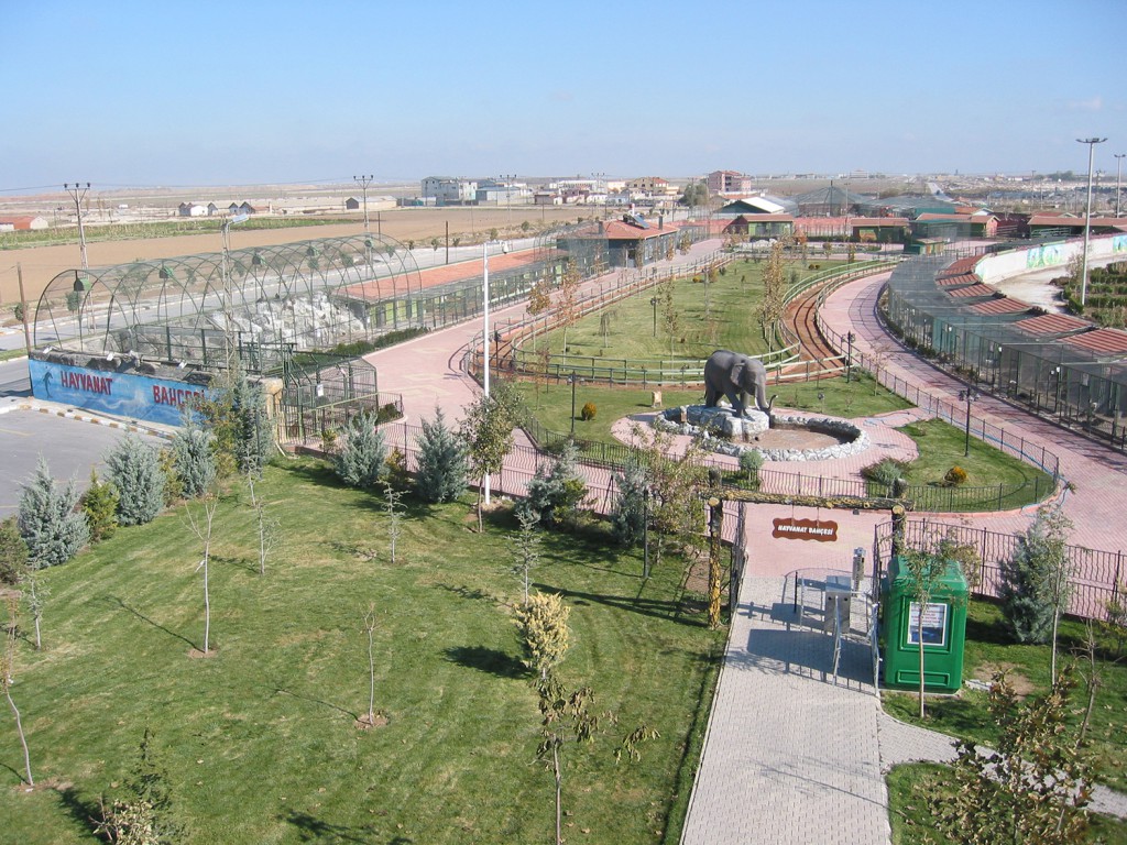 Hayvanat Bahçesi